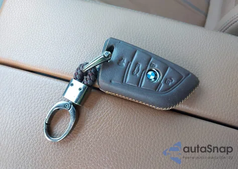 2018 BMW 530I xDrive z USA, uszkodzony, nr VIN WBAJA7C54JWA73002